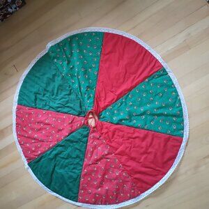 Handmade Round 45" Across Red & Green Christmas Tree Skirt w/ White Lace Trim